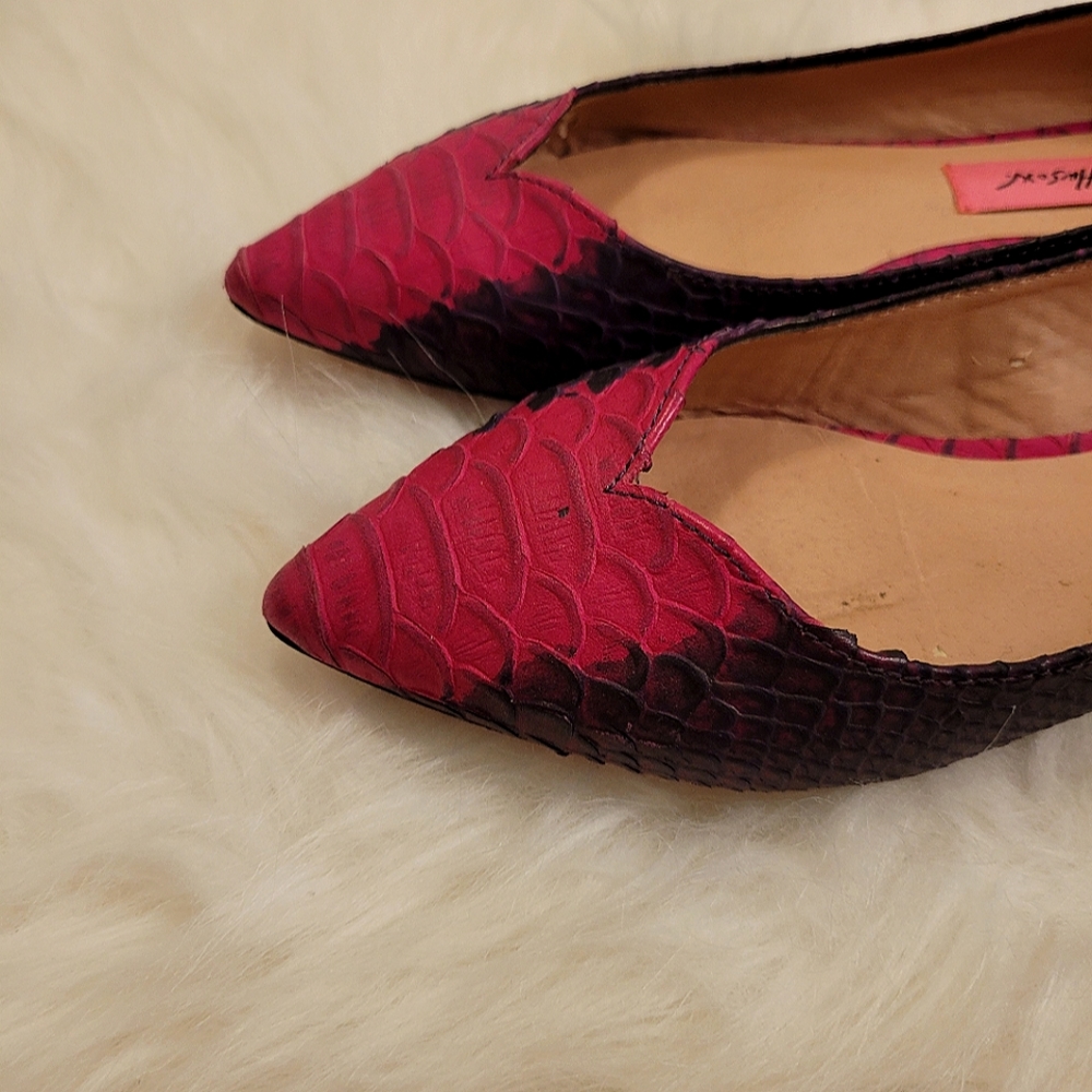 Betsy Johnson 5.5 Flats